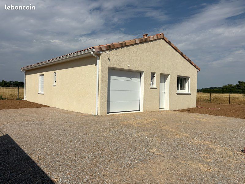 Maison 3 pièces 82 m² · à Lagrave · 82 m² · 240 000 €