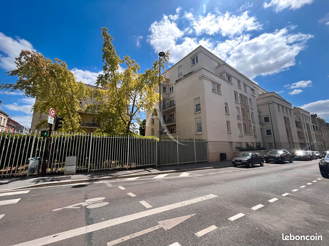 Appartement 1 pièce 33 m² · à Reims · 33 m² · 442 €
