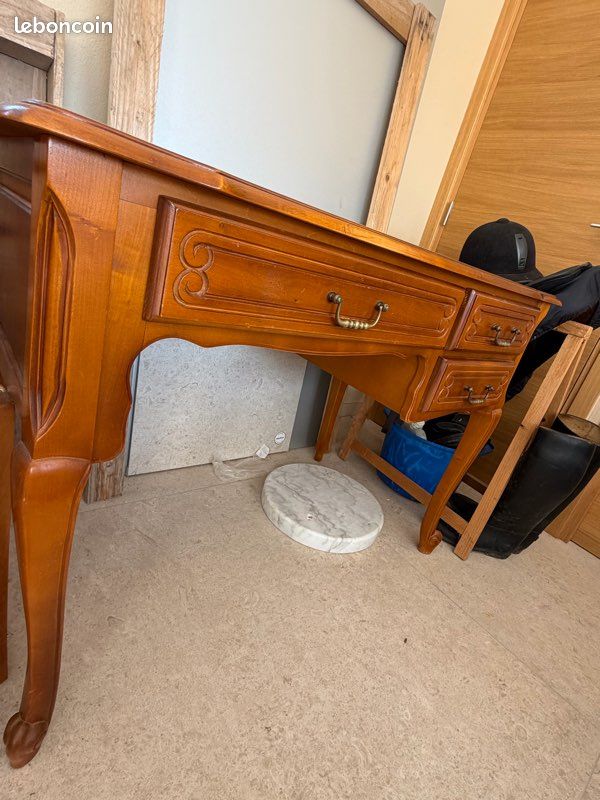 Bureau en merisier-style Louis XV-3 tiroirs (image 4)