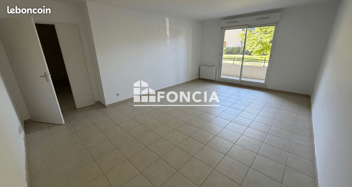 Appartement 4 pièces 89 m² · à Lambesc · 89 m² · 985 €/mois