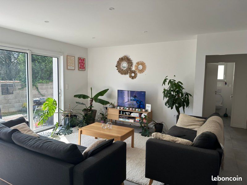 Maison 3 pièces 78 m² · à Aizenay · 78,2 m² · 895 €