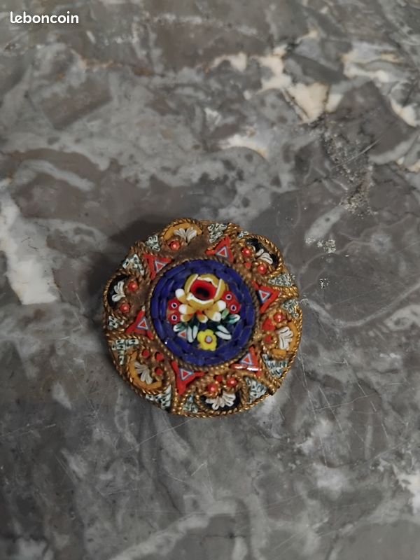 Broche Fantaisie Ancienne Ronde En Alliage Et Verre - Poids 9g - Occasion - Réf. 90 W1267