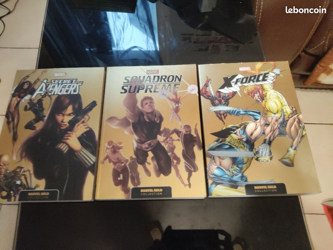 Lot 3 livres Marvel 240 pages chaque (image 1)