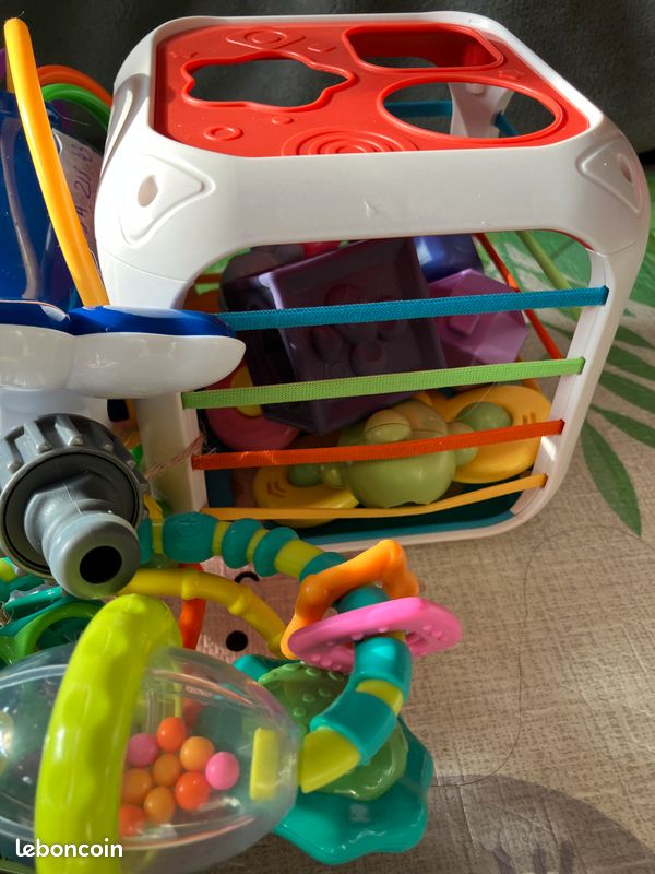 Lot de jouets 0-24mois (image 19)