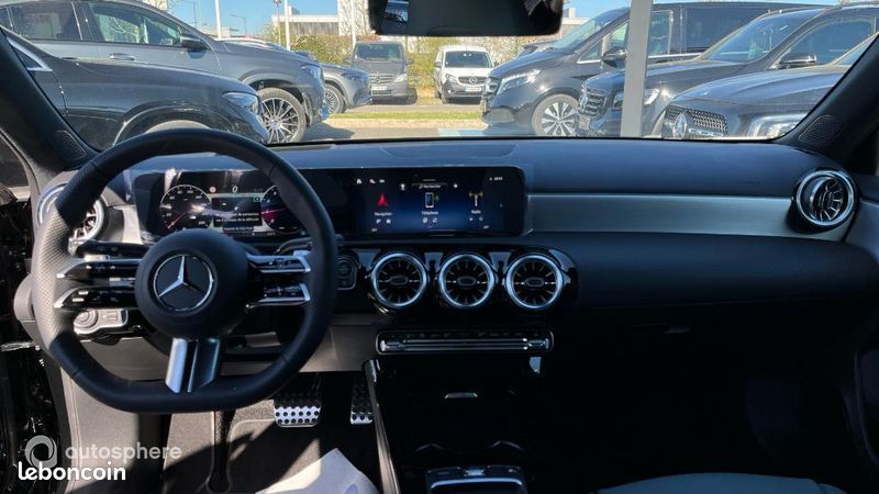 Mercedes Classe A 200 163ch AMG Line 7G-DCT (image 11)