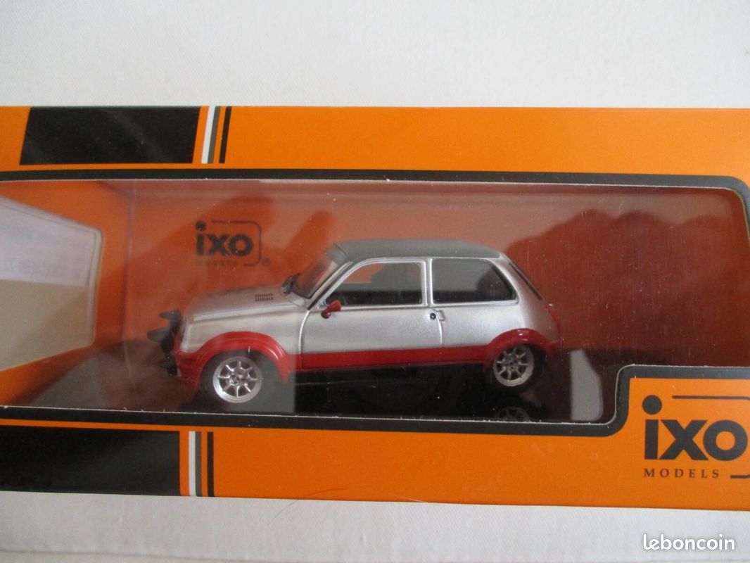 IXO 1/43 Renault R5 Alpine (Base Rally) 1978 - Argent/rouge/noir - CLC466N.22