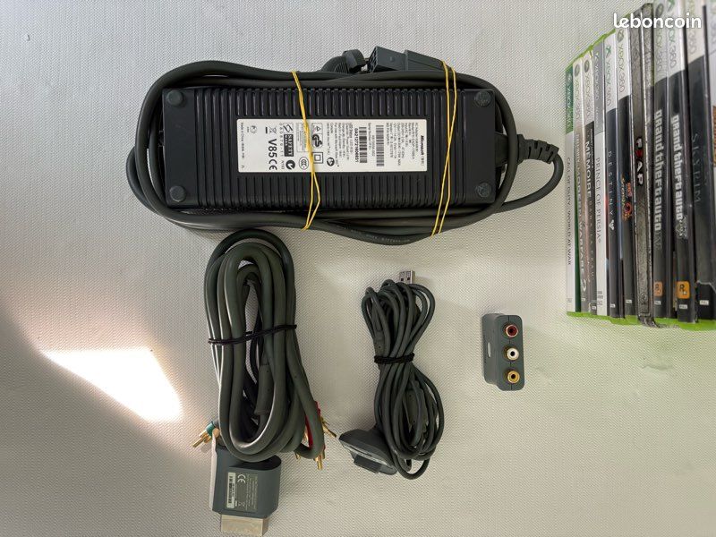 🎮 Xbox 360 blanche + 20 jeux + 2 manettes – lot complet – collection personnelle (image 6)