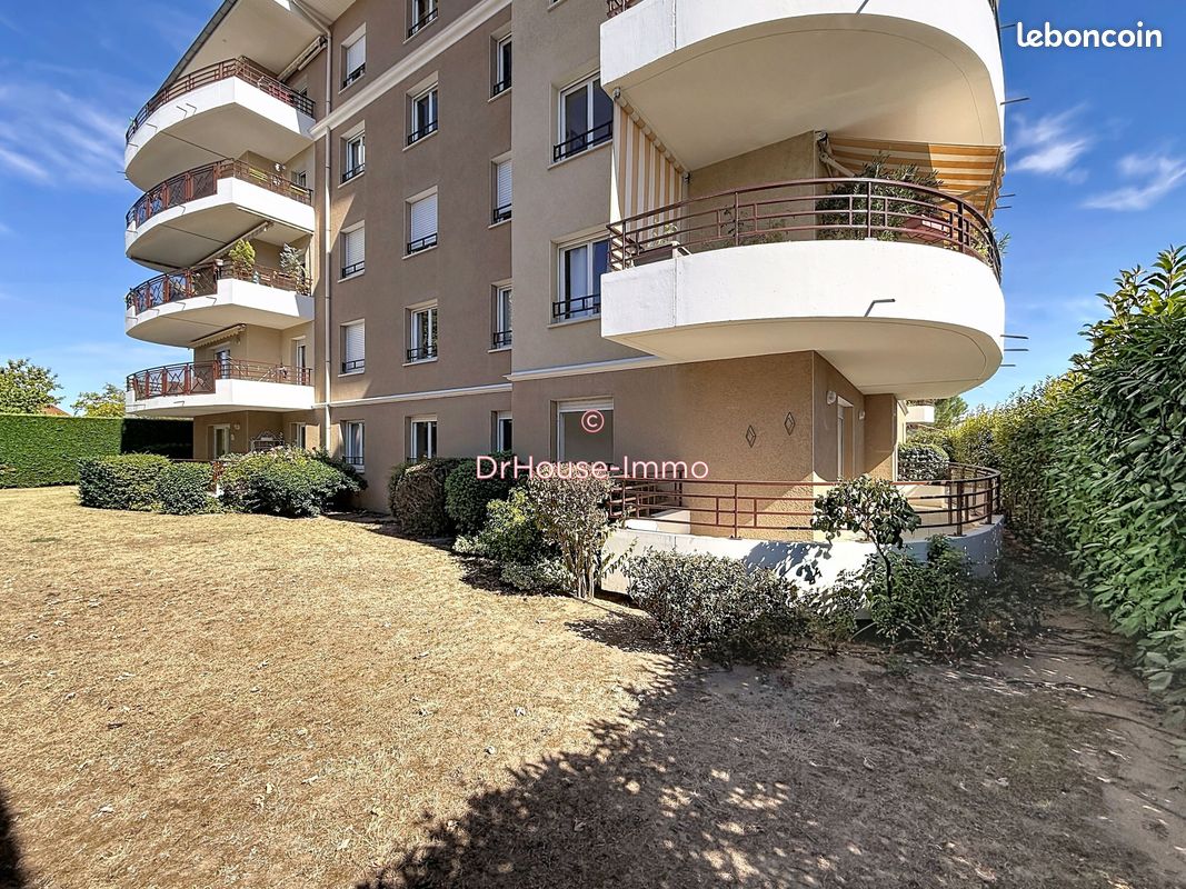 Appartement 4 pièces 114 m² · à Savigneux · 114 m² · 249 900 €