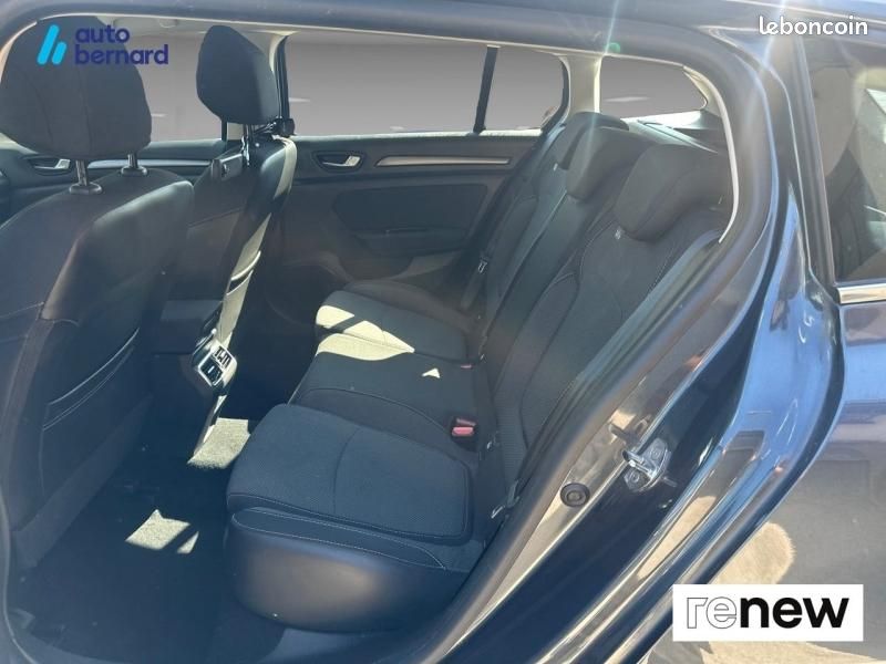 Renault Megane Estate 1.5 Blue dCi 115ch Evolution EDC (image 10)