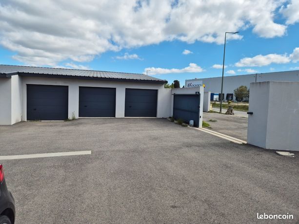Garage Box