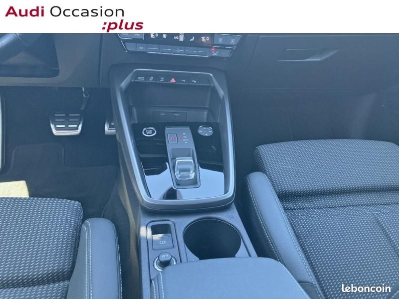 Audi A3 Sportback 35 TFSI 150ch Mild Hybrid S line S tronic 7 (image 12)