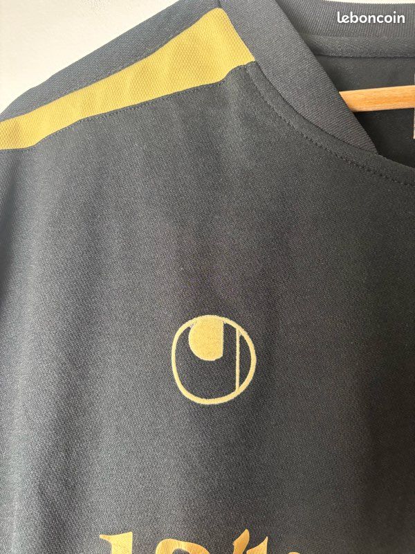 Maillot toulon dans maillots de football de clubs français