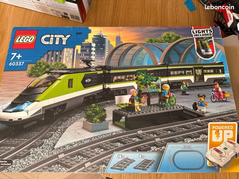 Train LEGO city (image 1)