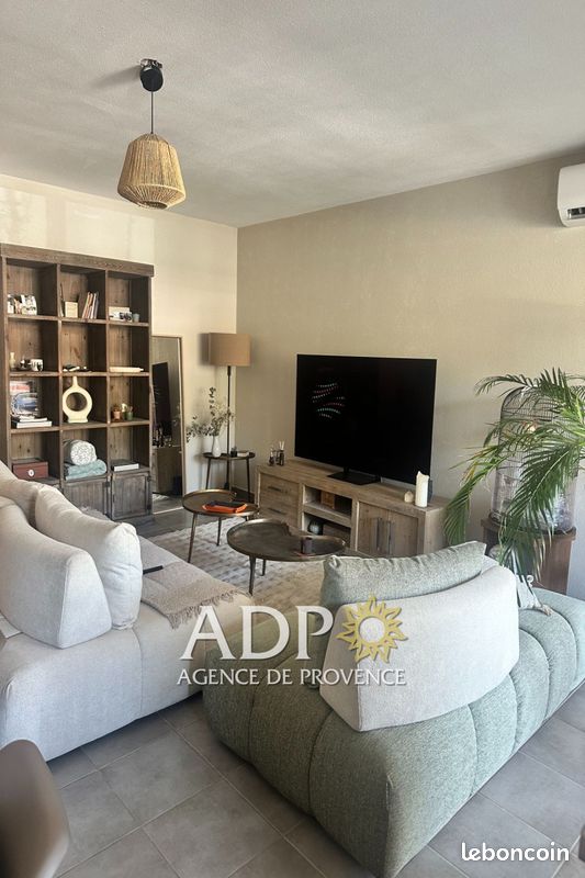 Appartement 2 pièces 48 m² · à Auribeau-sur-Siagne · 48 m² · 874 €