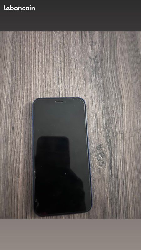 IPhone 12 (image 3)
