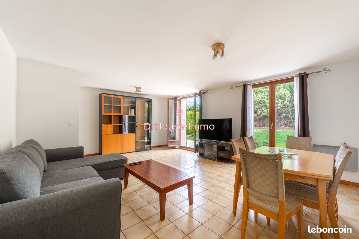 Maison 5 pièces 93 m² · à Sammeron · 93 m² · 254 000 €