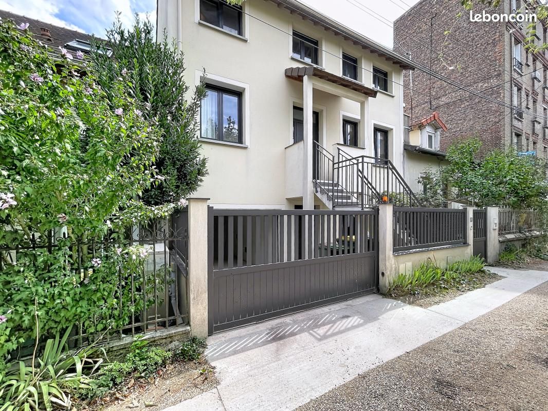 Maison 6 pièces 145 m² · à Châtillon · 145 m² · 940 000 €