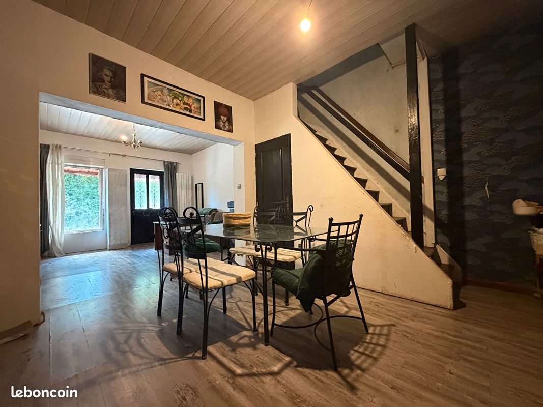 Maison 6 pièces 117 m² · à Bruay-la-Buissière · 117 m² · 104 250 €