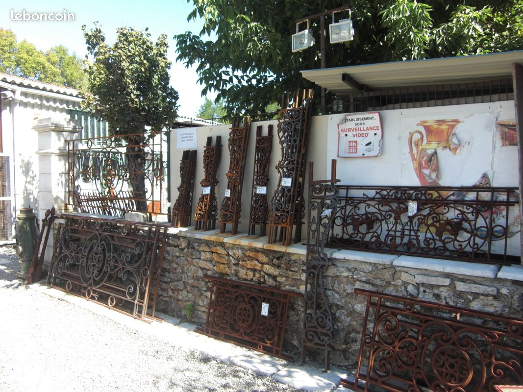 Garde corps, grille en fer forgé (image 2)
