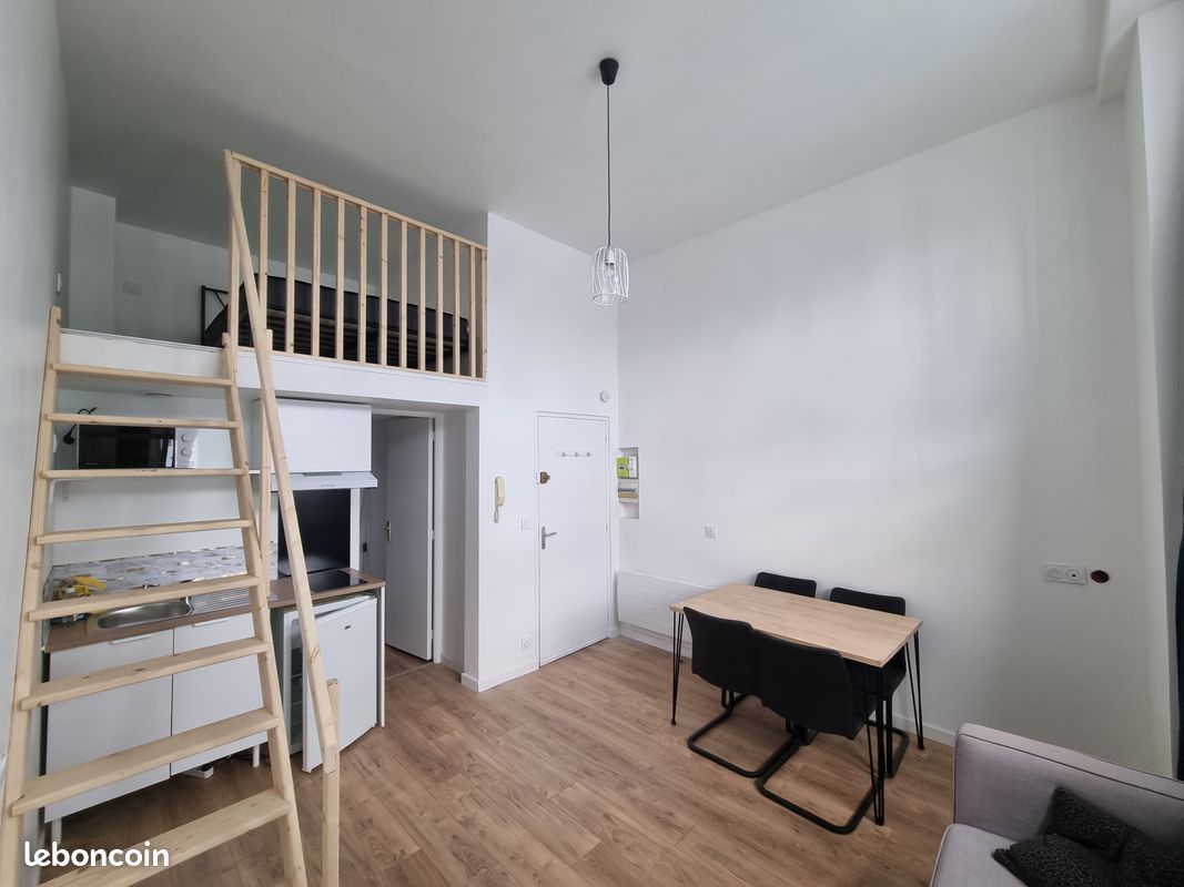 Appartement 2 pièces 16 m² · à Laval · 16 m² · 400 €/mois