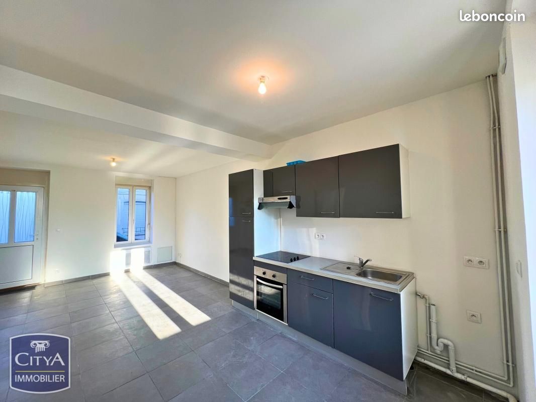Maison 4 pièces 75 m² · à Hautmont · 75 m² · 73 000 €