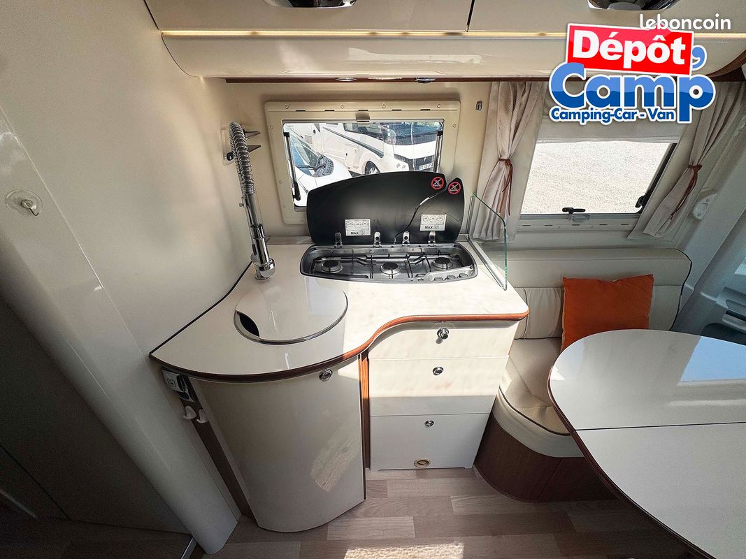 Camping-car intégral AUTOSTAR PASSION i730 LC - Première main (image 13)
