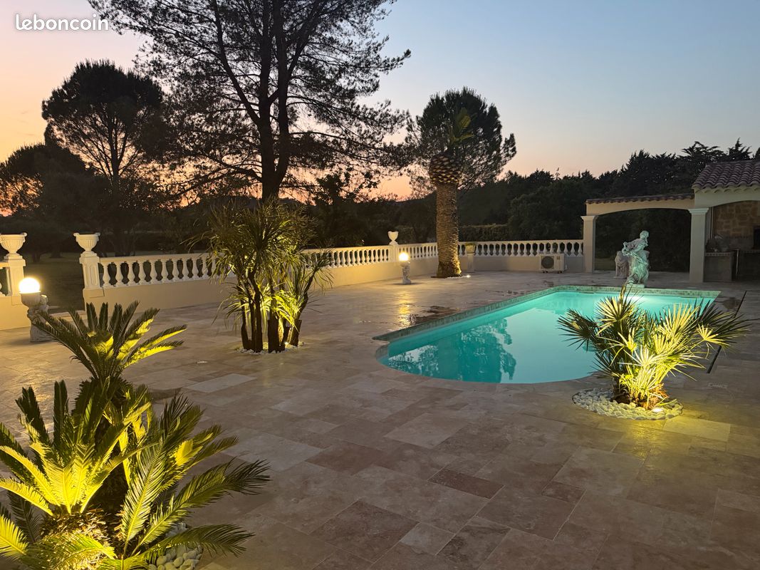 Maison 6 pièces 155 m² · à Le Luc · 155 m² · 649 000 €