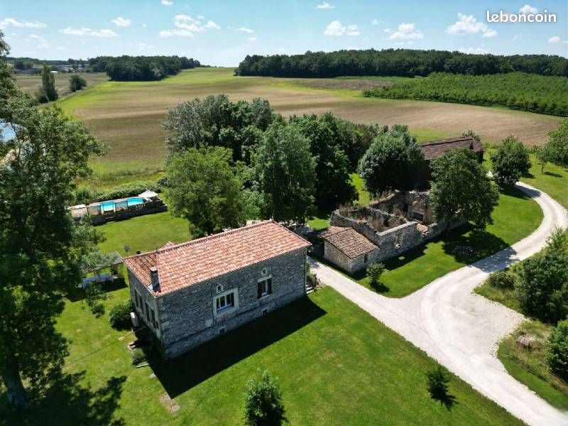 Maison 11 pièces 290 m² · à Monflanquin · 290 m² · 499 000 €