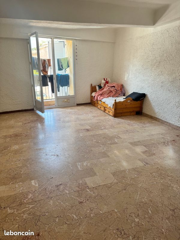 Appartement 1 pièce 48 m² · à Brignoles · 48 m² · 474 €/mois