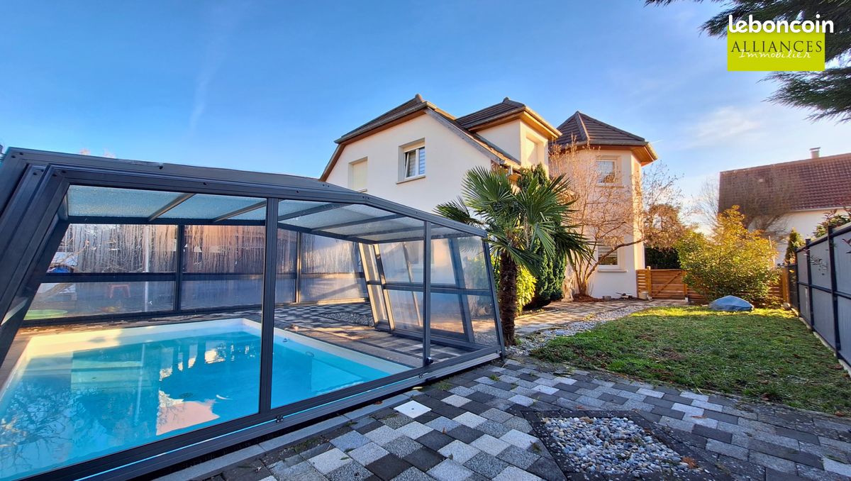 Maison 7 pièces 172 m² · à Wittelsheim · 172 m² · 378 000 €