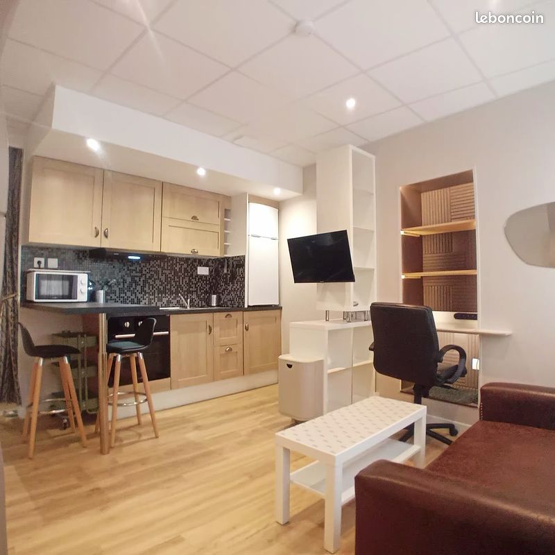 Appartement 3 pièces 25 m² · à Laval · 25 m² · 590 €/mois