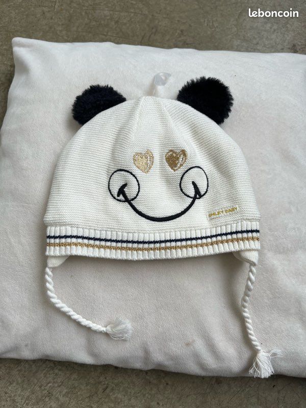 Bonnet fille Taille 12/18 mois Neuf (image 1)
