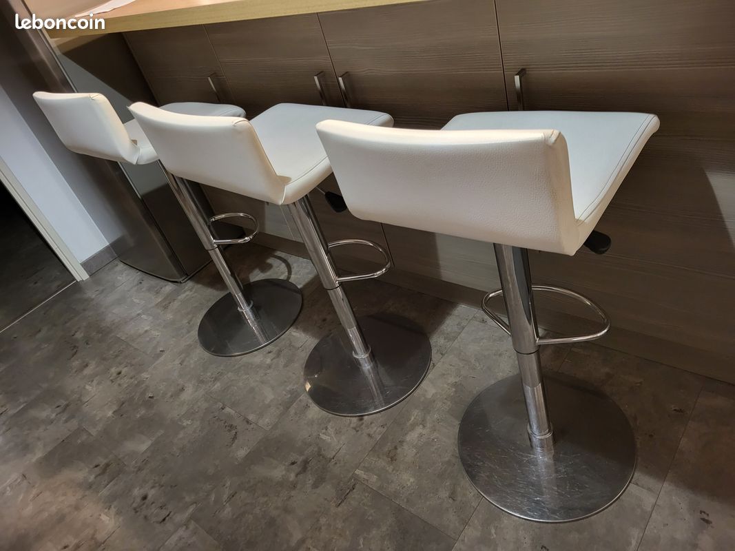 Chaises de bar (image 1)