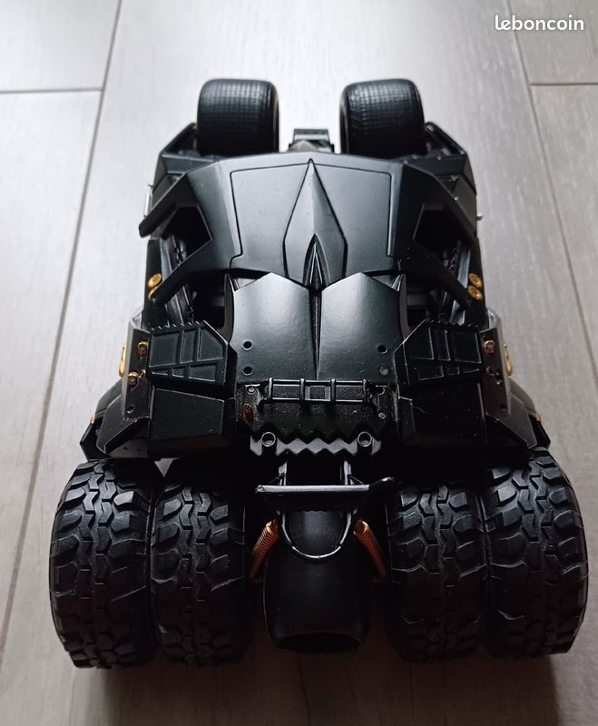 Batman (Voiture) (image 2)