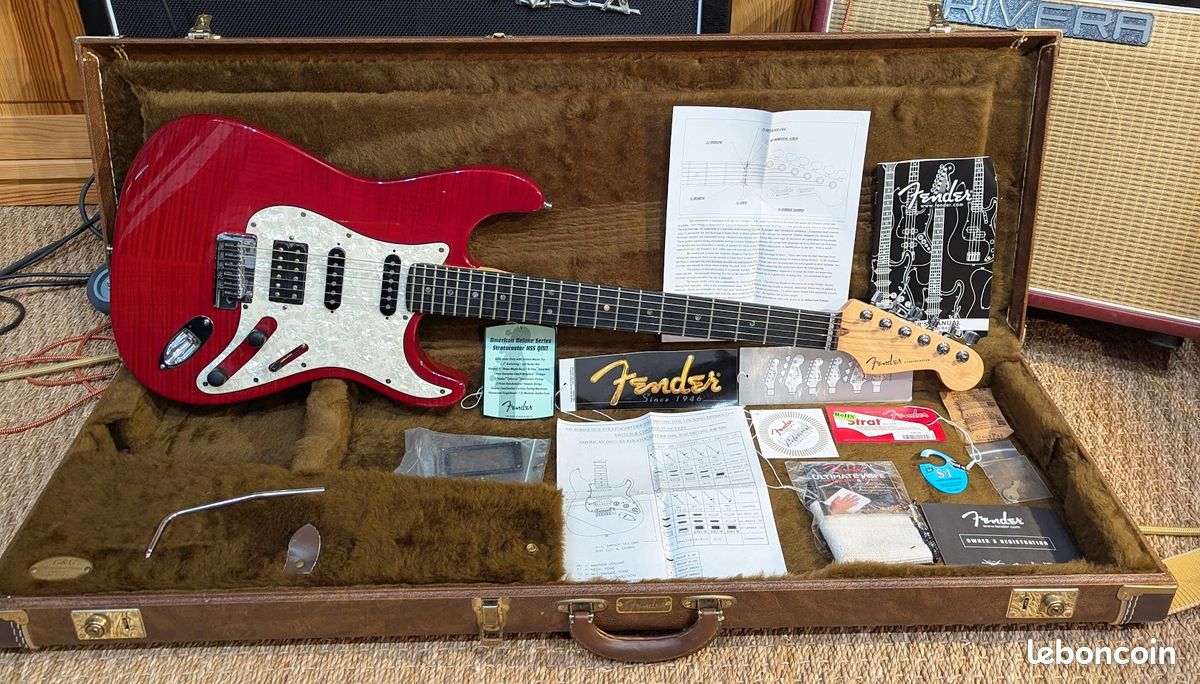 Rare Fender Stratocaster American Deluxe HSS FMT (image 1)