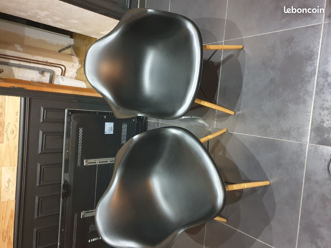 Chaise style scandinave (image 1)