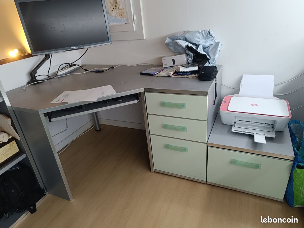 Chambre Gauthier lit, meubles et bureau gris/vert (image 1)