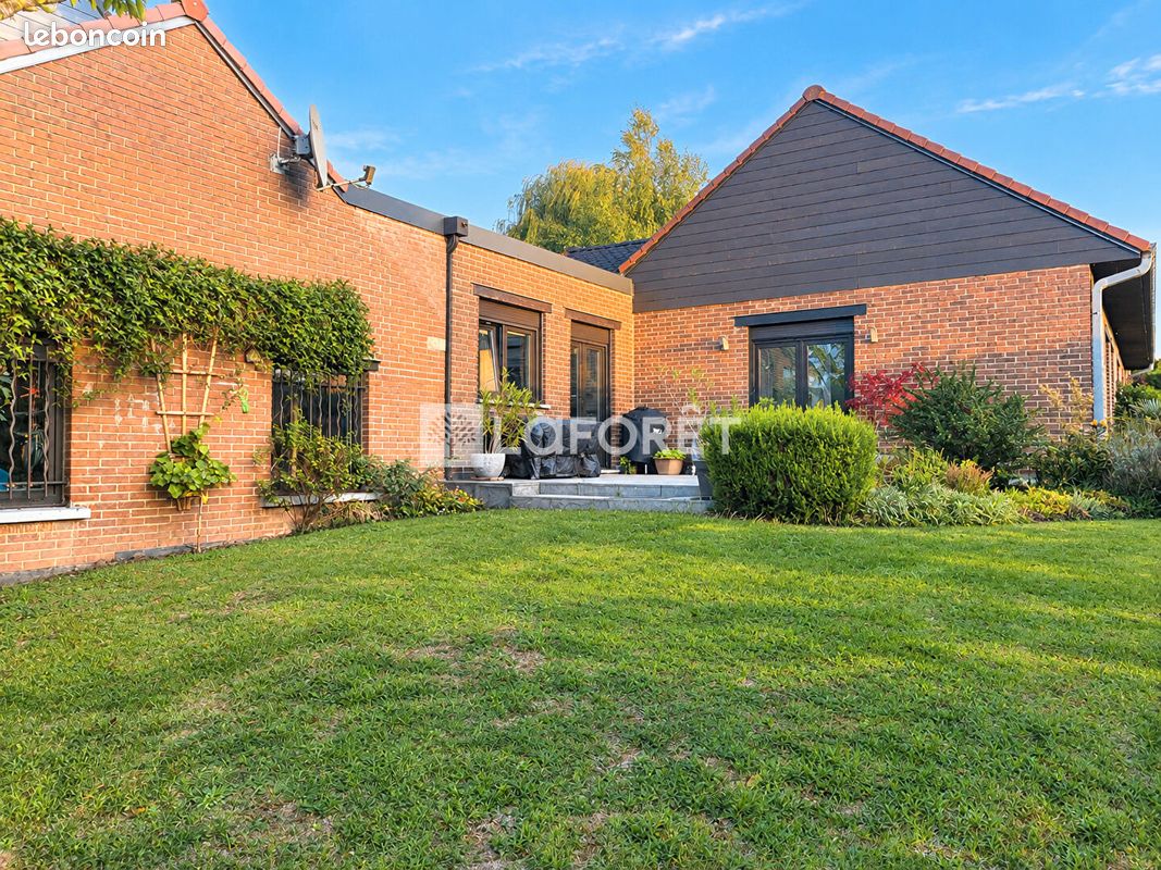Maison 4 pièces 125 m² · à Halluin · 125 m² · 449 000 €