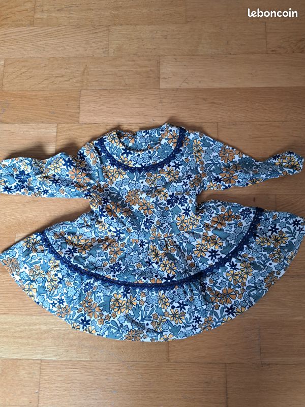 Robe 6 mois neuve (image 1)