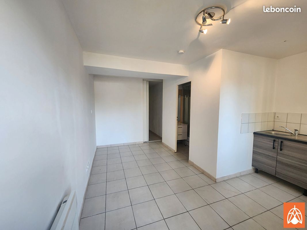 Appartement 2 pièces 26 m² · à Salon-de-Provence · 26 m² · 570 €/mois