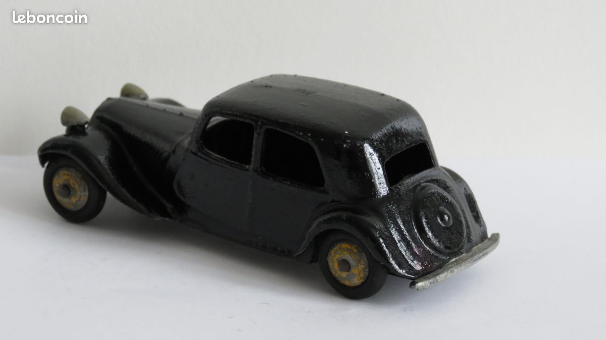 Dinky Toys N°24 F - Citroën Traction 11BL Malle Plate - 1/43ème En Tôle D'époque