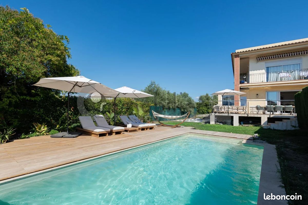Appartement 4 pièces 118 m² · à Nice · 118 m² · 840 000 €
