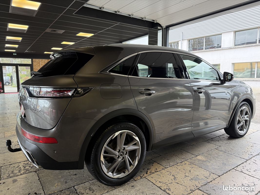 DS DS7 Crossback 2.0 BlueHDi 180 Grand Chic Rivoli - 2°main (image 2)