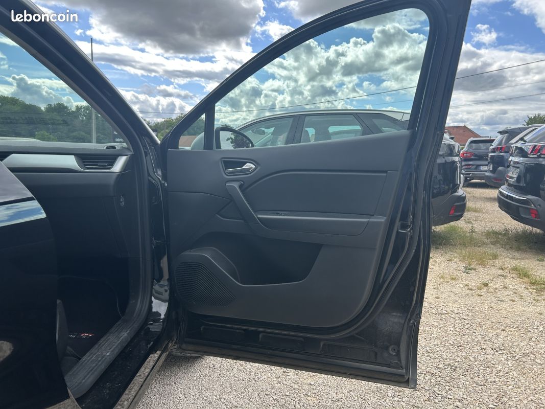 RENAULT Captur II 1.0 TCe 90cv Business (image 32)