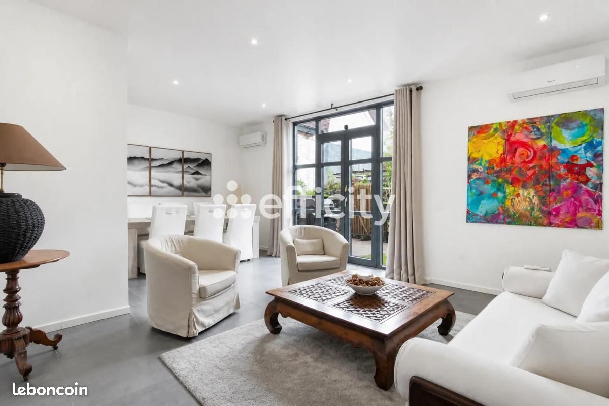 Maison 12 pièces 285 m² · à Tourcoing · 285 m² · 755 000 €