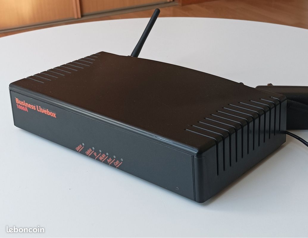 BUSINESS LIVEBOX 100S BLB 100S M avec alim EUR 11,00 - FR