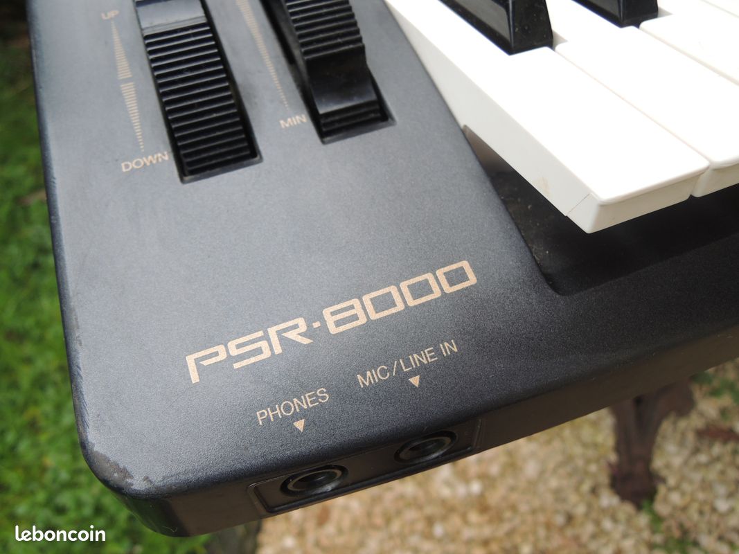 YAMAHA Portatone PSR8000 DISK DUR ET RAM (image 2)