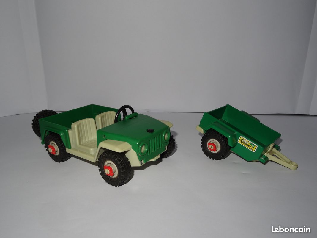 PLAYMOBIL 3529 VIEILLE remorque Ngorongoro Rhino Safari Hunter PLAYMOBIL 3529 VIEILLE remorque Ngorongoro Rhino Safari Hunter