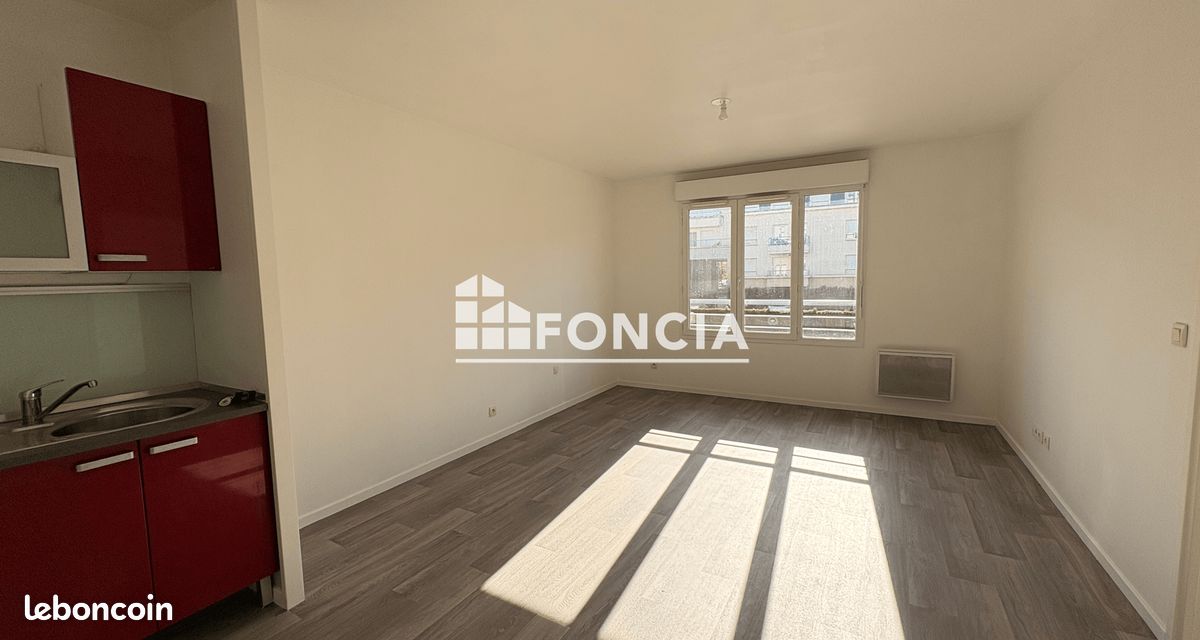 Appartement 2 pièces 48 m² · à Corbeil-Essonnes · 48 m² · 820 €/mois