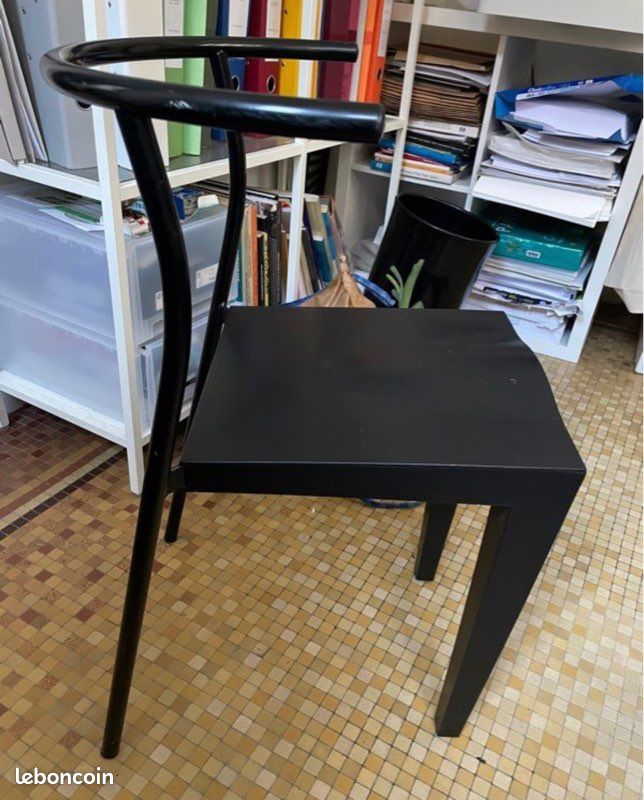 Paire de chaises Dr Glob Philippe Starck (image 9)
